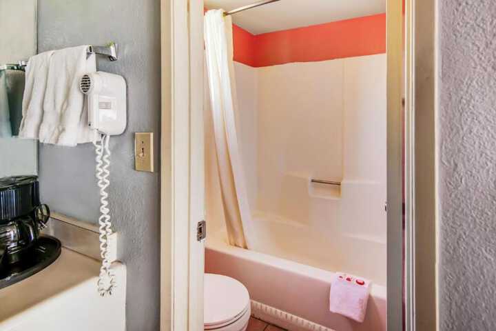 Hotel Europa Ridgecrest