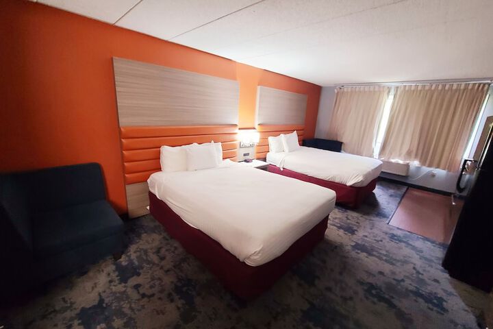 Room 49 of 100