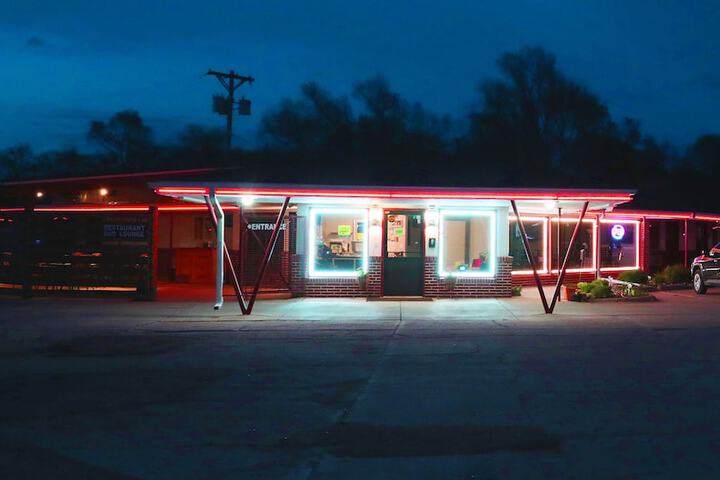 Raine Motel