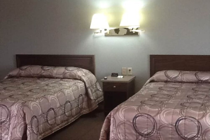 Room 12 of 40