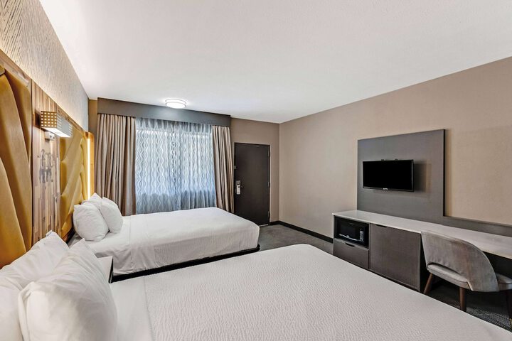 Room 40 of 56