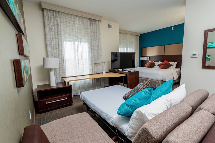 Room 25 of 41