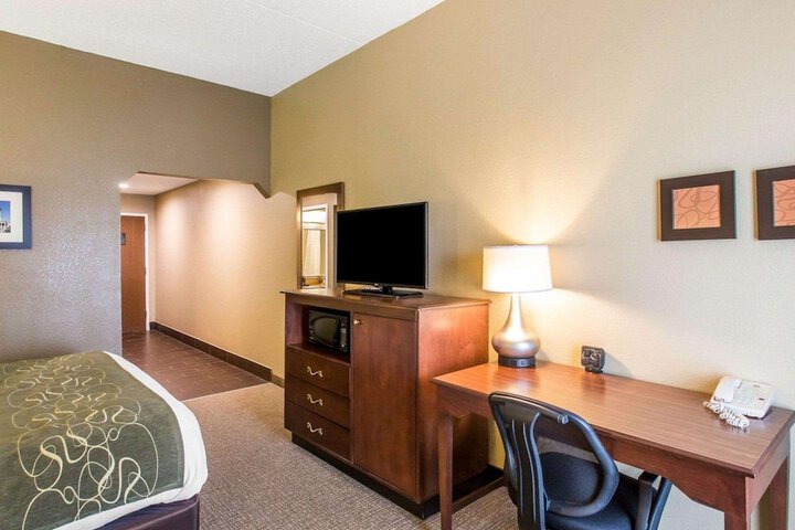 Comfort Suites Cookeville