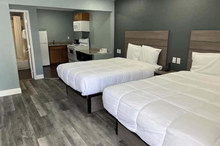 Room 28 of 52
