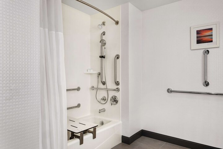Room 16 of 29