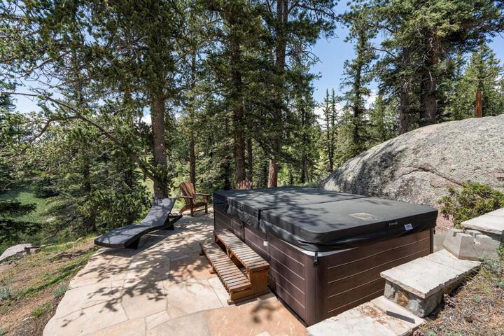 Off Grid Luxury Experience