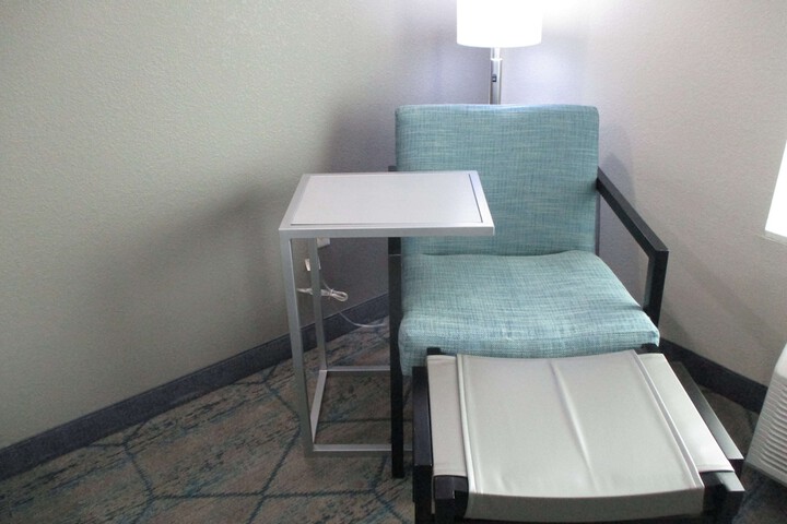 Room 7 of 28