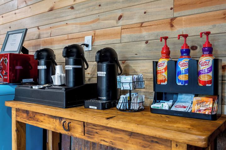 Breakfast/Coffee Service 30 of 31