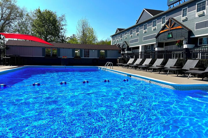Pool 10 of 125