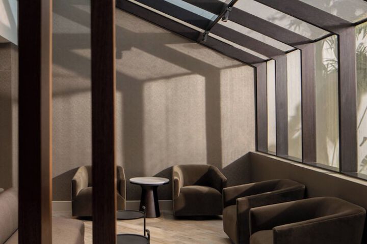 Lounge 59 of 72