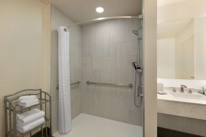 Hilton Greenville