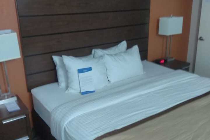 Room 19 of 71