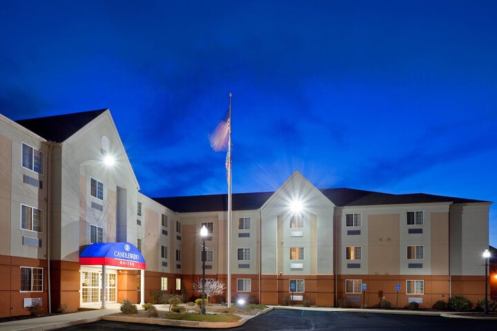 Hotel 5 of 61