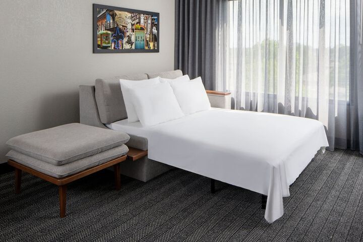 Courtyard by Marriott New Orleans Metairie