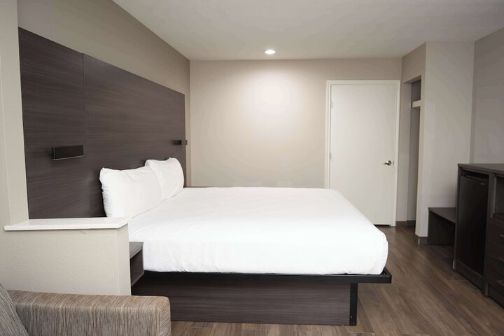 Room 29 of 51