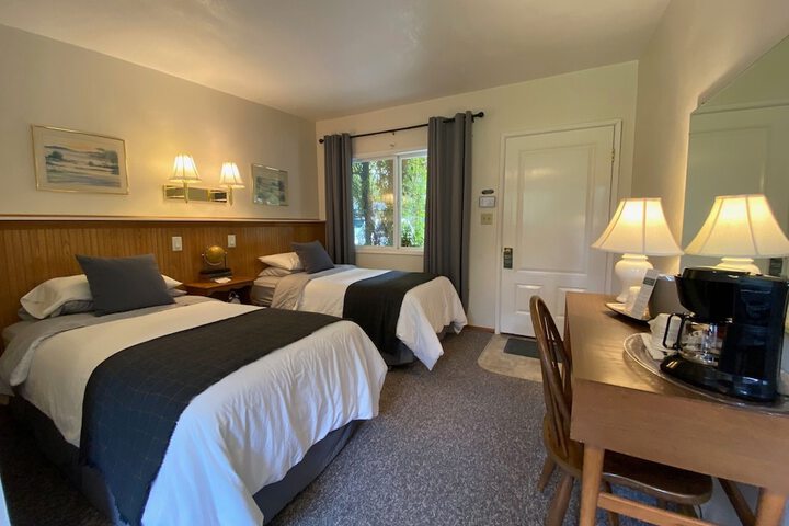 Emerald Valley Inn