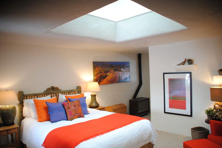 Room 13 of 35