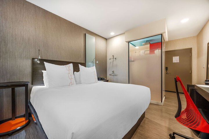 Room 44 of 48