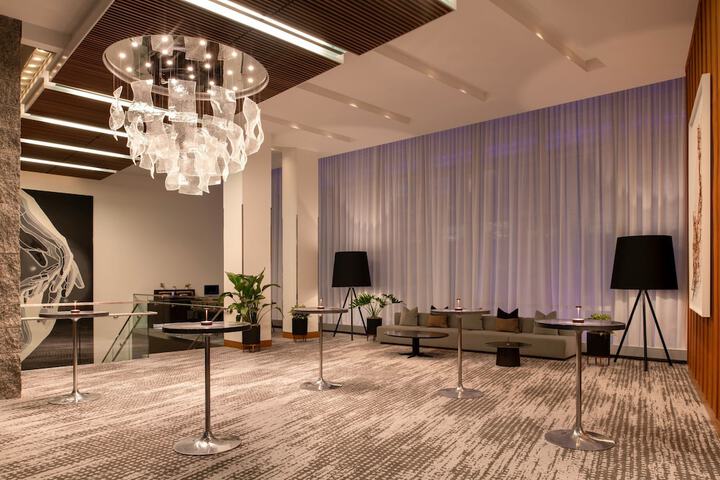 Hotel Interior 27 of 197
