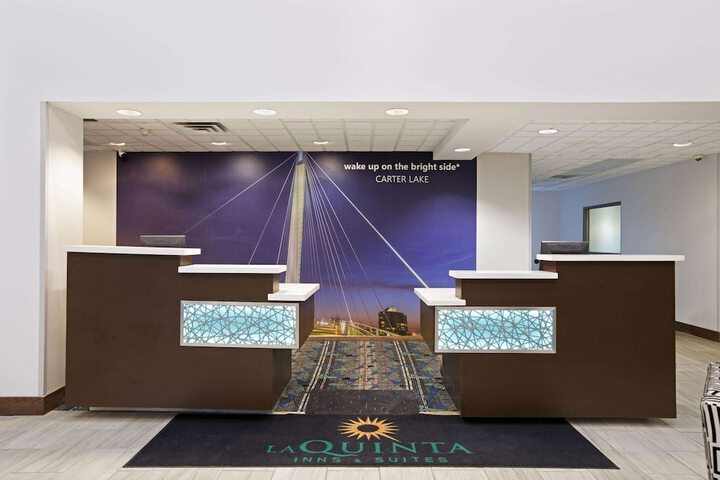 La Quinta Inn & Suites by Wyndham Omaha Airport Downtown