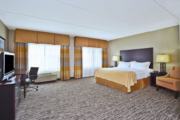Room 17 of 31