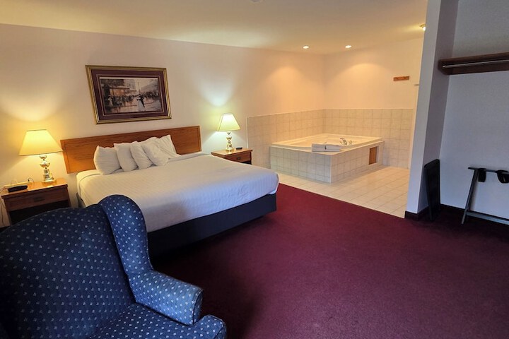 Room 33 of 84