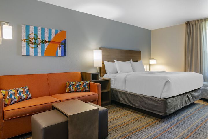 Room 20 of 33