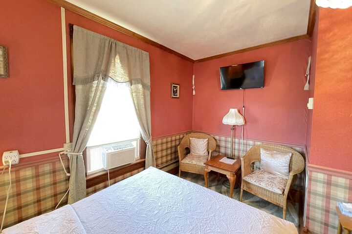 Room 11 of 88