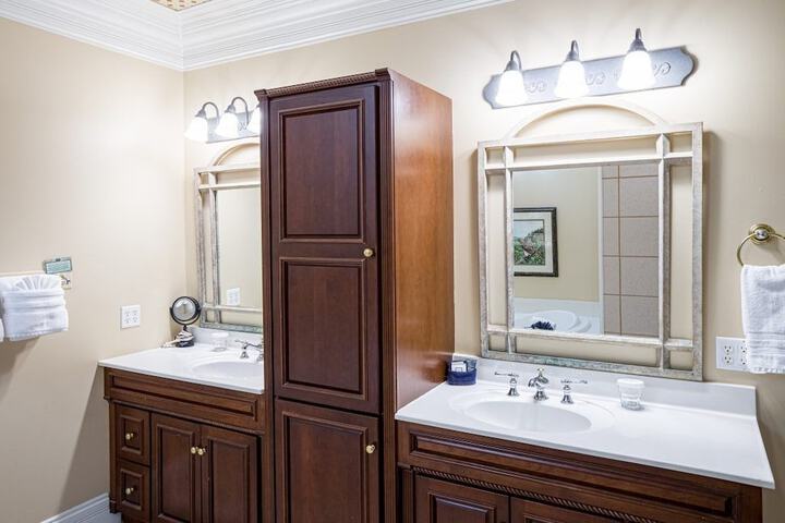 Whitestone Inn