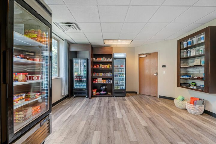 Comfort Suites Lake Geneva East