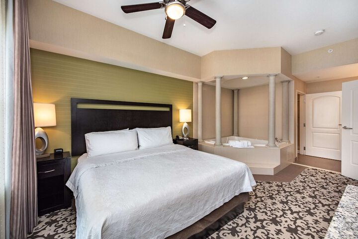 Homewood Suites by Hilton Oxnard / Camarillo