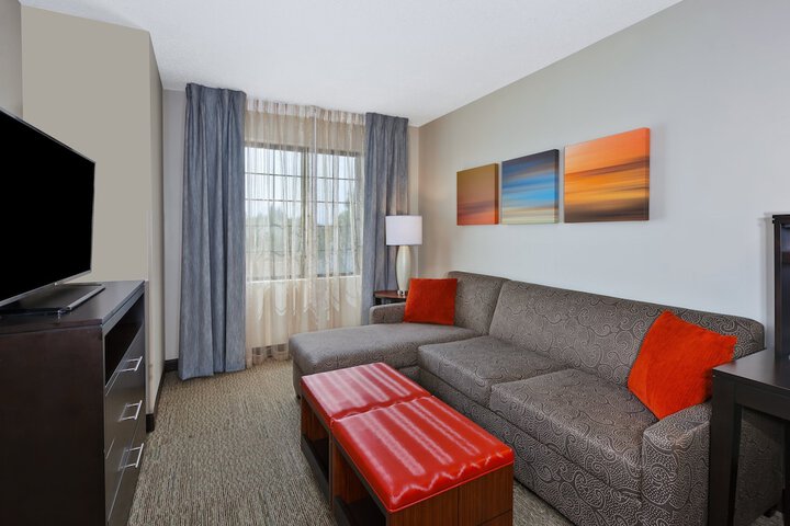 Staybridge Suites Detroit-Utica by IHG