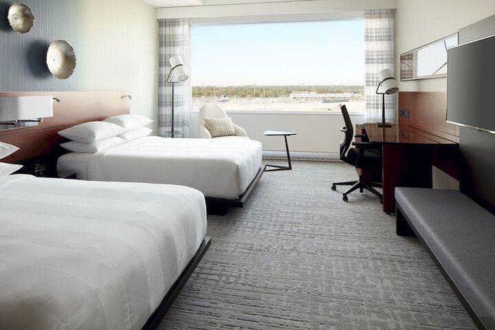 Montreal Airport Marriott In-Terminal Hotel