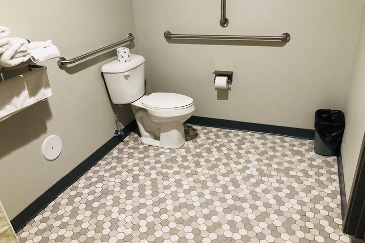 Room 33 of 45