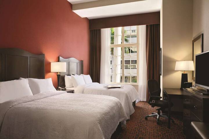 Hampton Inn & Suites Bradenton Downtown Historic District