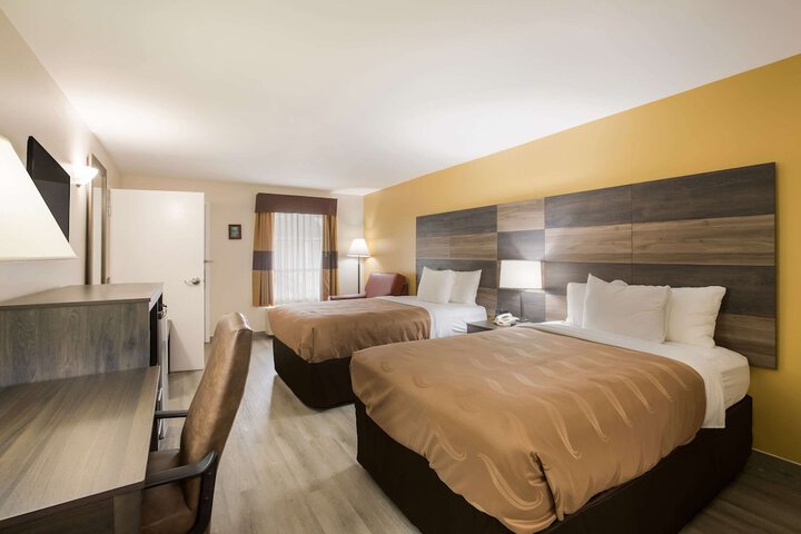 Room 16 of 35