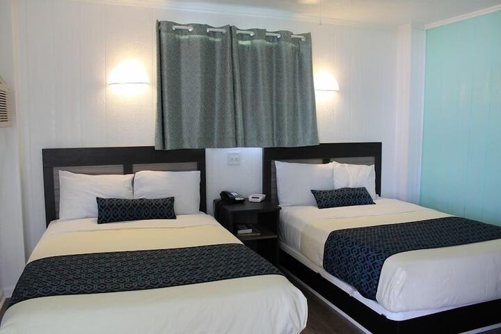Ocean Crest Motel