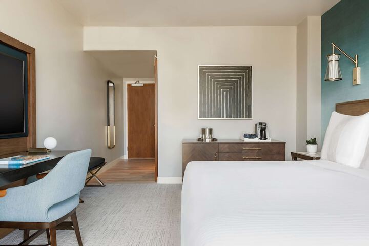 Room 26 of 88