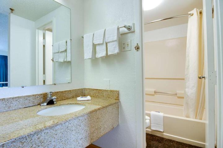 Motel 6-Atlanta GA