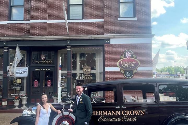 Hermann Crown Suites