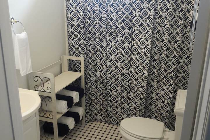 Room 18 of 23