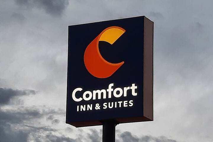 Hotel 6 of 54