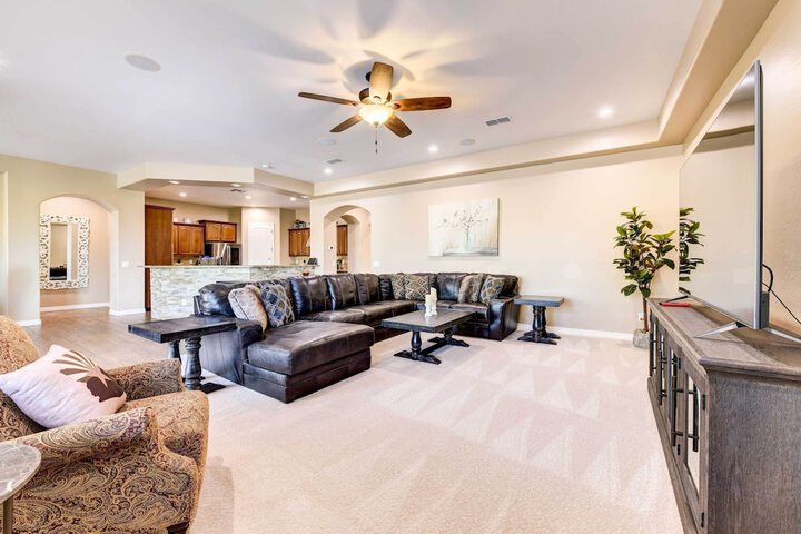 Pool BBQ & Bar: Family Home in Queen Creek