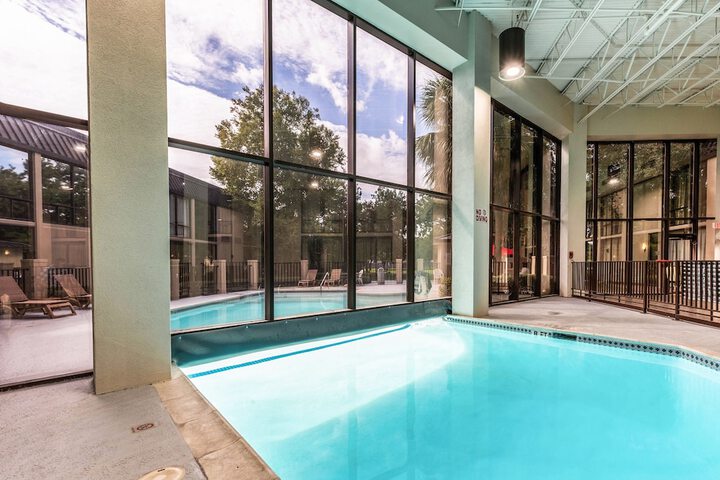 Pool 4 of 35