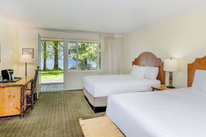 Lake Crescent Lodge