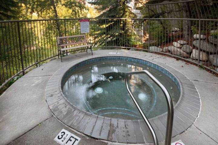 Pool 3 of 25