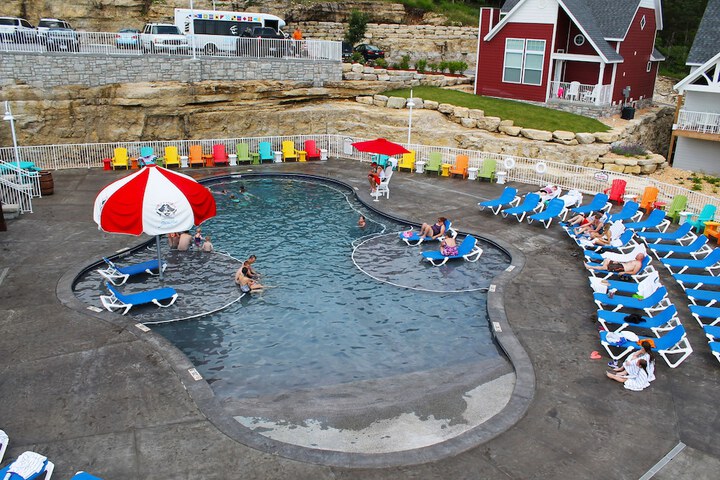 Pool 17 of 75