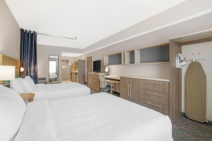 Home2 Suites by Hilton Queensbury Lake George