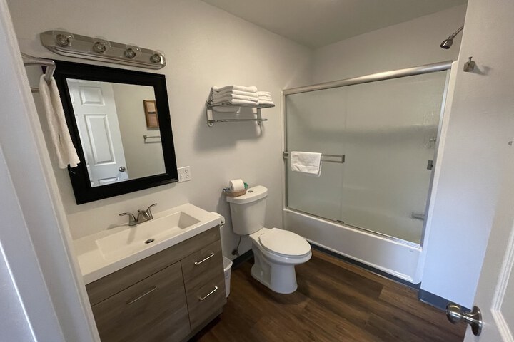 Room 42 of 61
