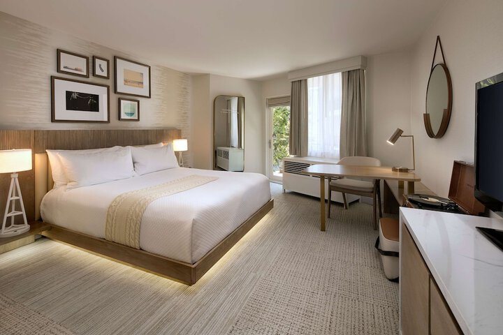 Belamar Hotel Manhattan Beach Tapestry Collection by Hilton
